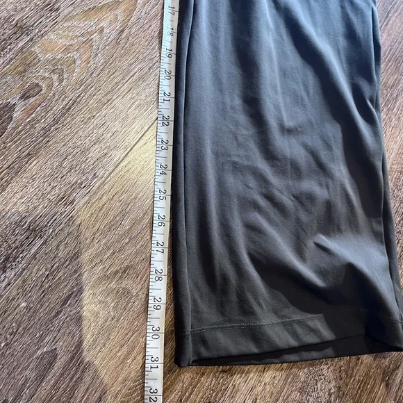 Halara Flex™ High Waisted Pocket Straight Leg
Work Pants medium green kaki - Picture 7 of 7